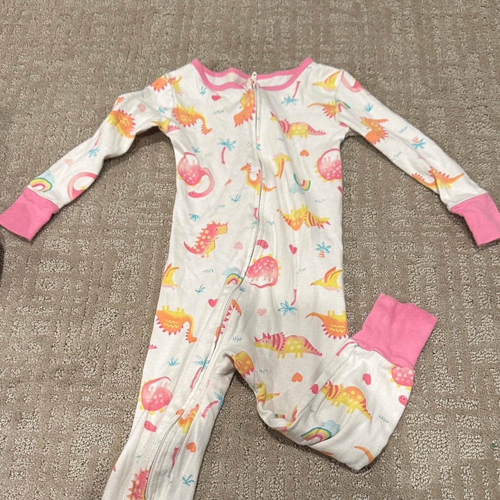 Spring toddler bundle // 5 items 2t - Picture 2 of 13